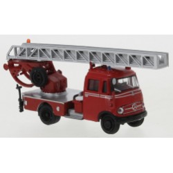 Mercedes L 319 DL 18 rot sch