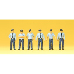 Feuerwehrmänner in...