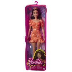Barbie mit orangen Kleid